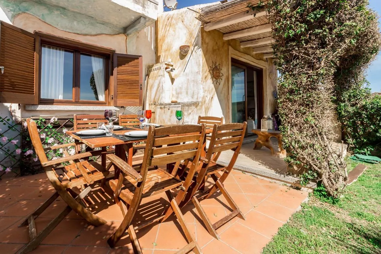Amazing Sea View Flat With Swimming Pool! Lejlighed Olbia 0*,  Italien