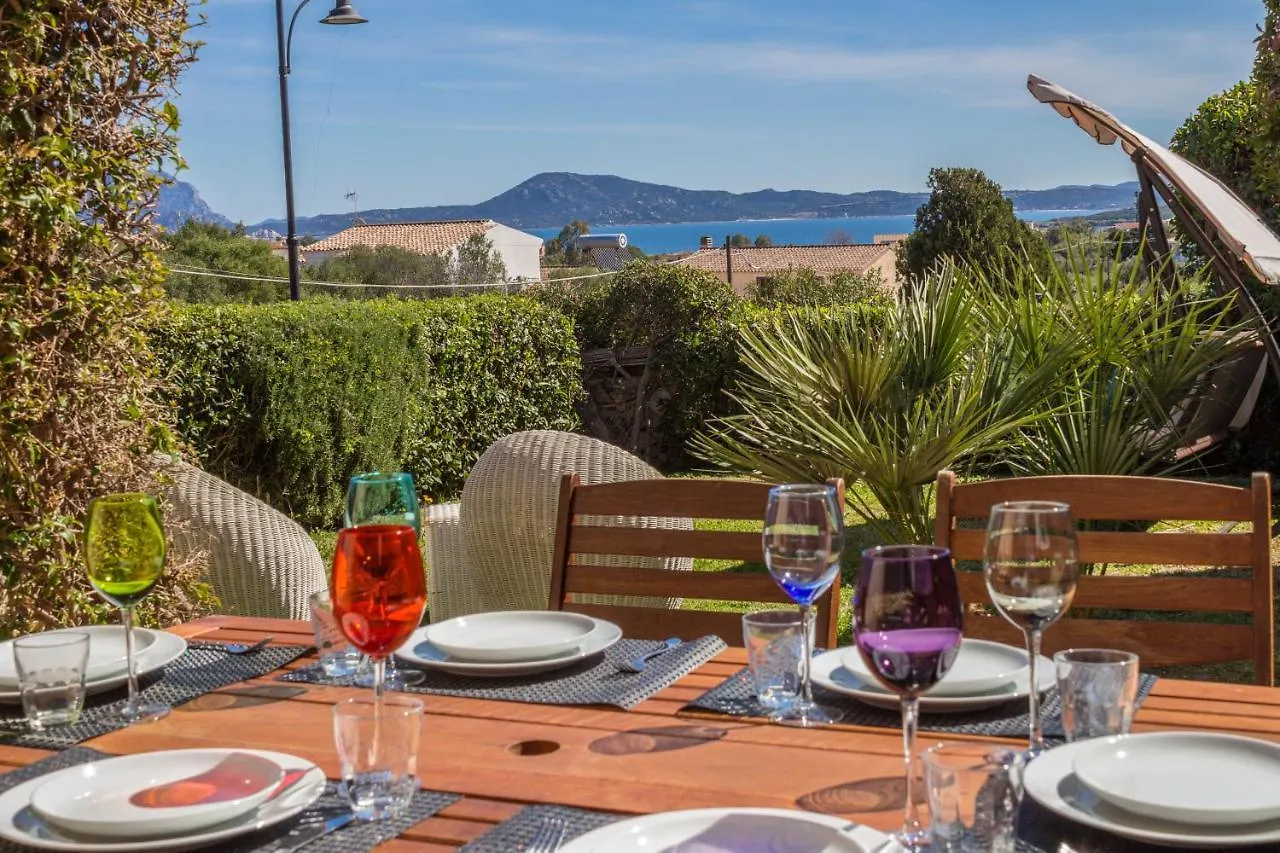Amazing Sea View Flat With Swimming Pool! Lejlighed Olbia