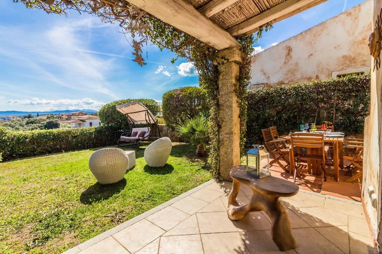 Amazing Sea View Flat With Swimming Pool! Lejlighed Olbia