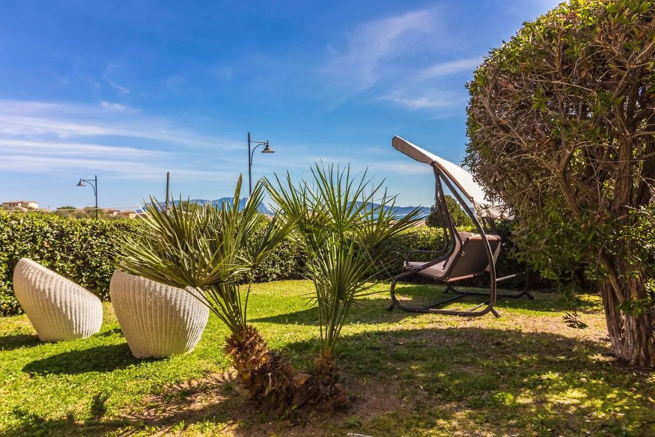 Amazing Sea View Flat With Swimming Pool! Lejlighed Olbia